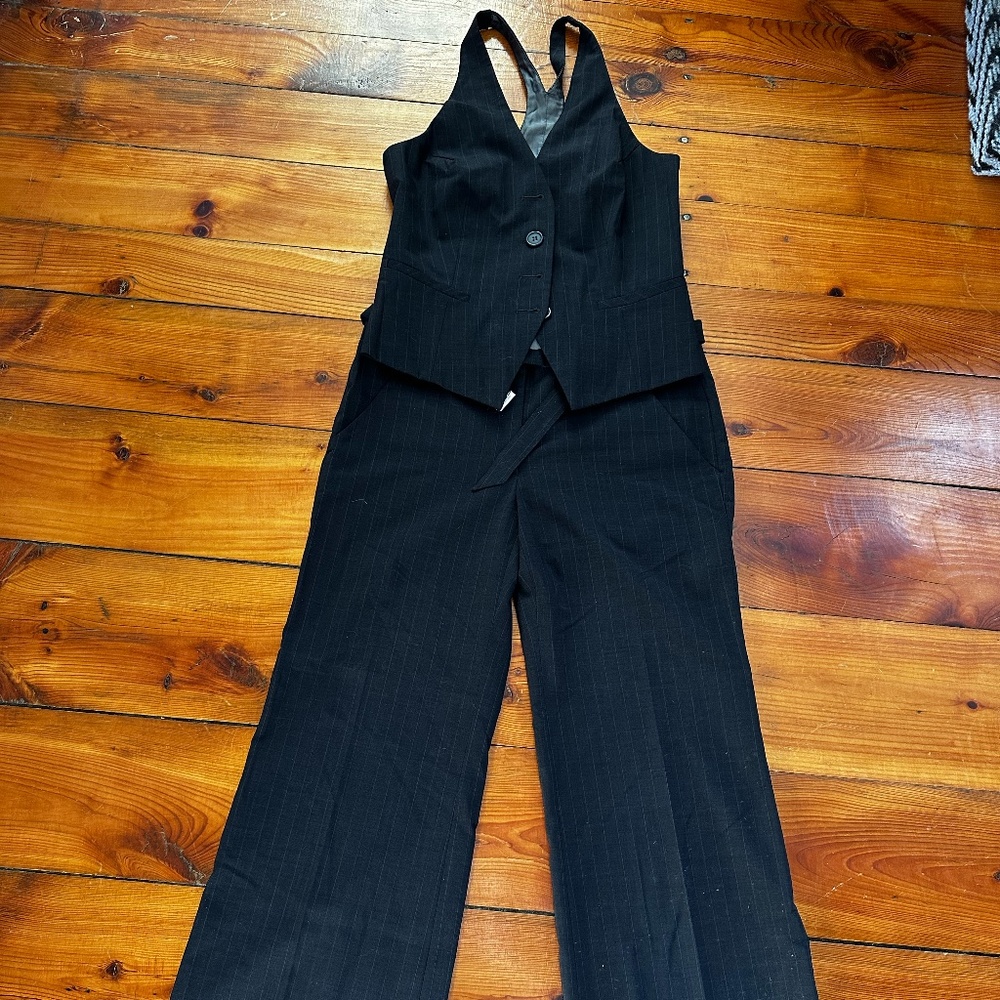 Sandra Angelozzi 2-Piece Wool Blend Pin-Striped Pant Suit - SZ 30 (French)